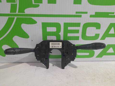 Foto 1ª: Mando Multifuncion Citroen C4 1.6 16V CAT NFU - TU5JP4) 109CV [NFUTU5JP4] (2008)