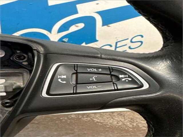 Foto 3ª: Volante Ford Focus 1.0 TREND [1.0 LTR. - 92 KW ECOBOOST CAT] [M1DD]