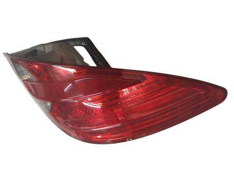 Piloto Trasero Izquierdo Mercedes Clase R 280 R 320 CDI 4-MATIC 251.022 251.122)