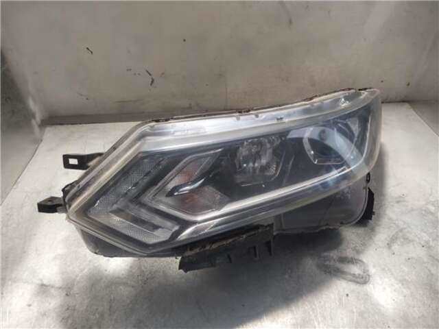 Faro Izquierdo Nissan Qashqai 1.3 ACENTA [1.3 LTR. - 103 KW 16V CAT]