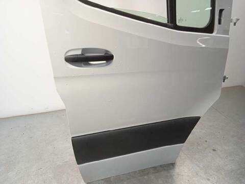 Foto 2ª: Puerta Delantera Derecha Mercedes Sprinter 419 CDI RWD 907.643 907.645 907.647) 190CV 140KW FURGONETA [654920] (2024)