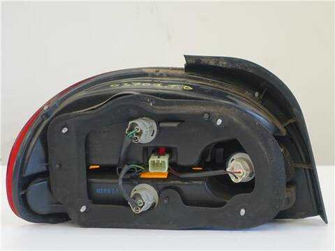 Foto 2ª: Piloto Trasero Derecho Hyundai Accent 1.3 I 12V 84CV 62KW [G4EH] (1996)