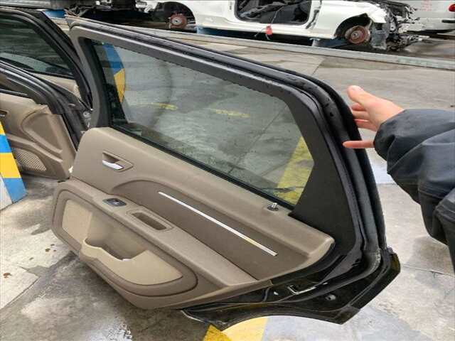Foto 2ª: Puerta Trasera Derecha Dodge Journey 2.0 CRDI140CV [BWD] (2008)