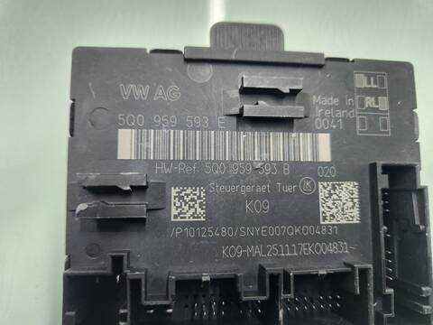 Foto 3ª: Centralita Motor ECU Volkswagen Touran ADVANCE BMT 116CV 85KW [DGDA] (2018)
