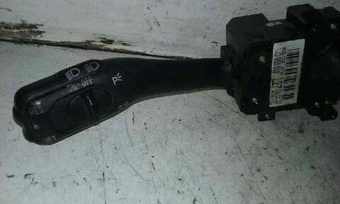 Mando Multifuncion Seat Alhambra 1.9 TDI 115CV 85KW