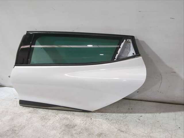 Foto 3ª: Puerta Trasera Izquierda Renault Clio 0.9 TCE 90 90CV 66KW [H4B 400,H4B 412,H4B 408] (2017)