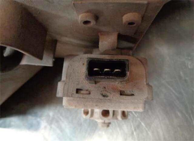 Faro Izquierdo Kia Sephia 1.6 I
