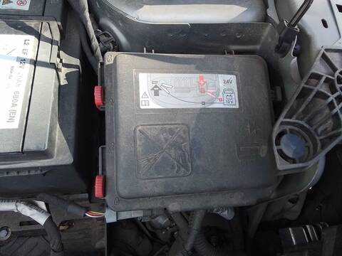Foto 4ª: Caja Reles Fusibles Opel Corsa EDITION 101CV 74KW [HN05] (2020)