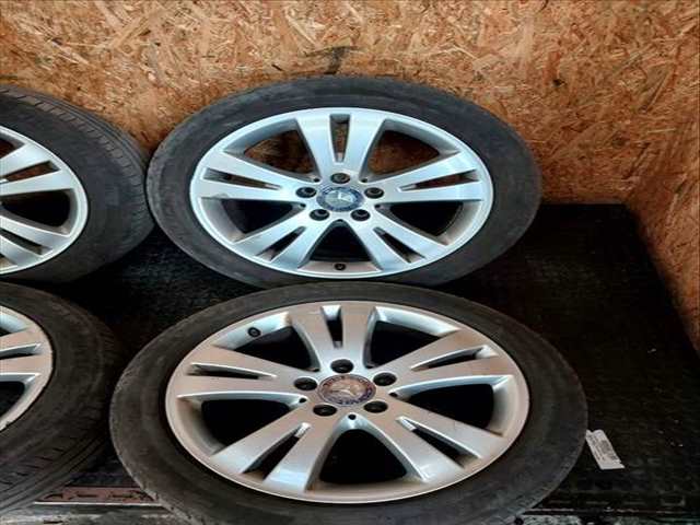 Foto 3ª: Juego LLantas Mercedes Clase C 160 C 200 KOMPRESSOR 204.041) 184CV (2007)