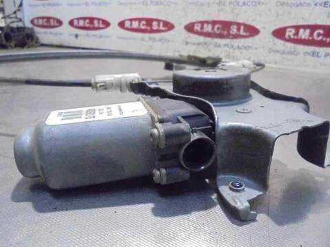 Foto 4ª: Elevalunas Eléctrico Delantero Izquierdo Nissan Almera ACENTA 82CV 60KW [K9K] (2003)