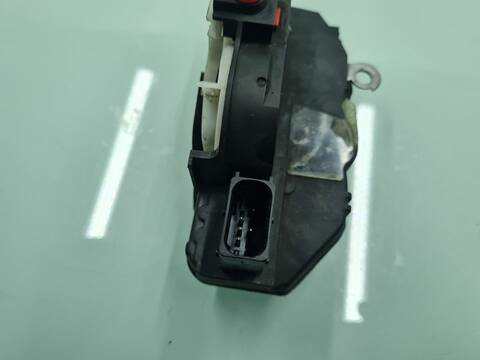 Foto 2ª: Cerradura Puerta Trasera Derecha Opel Zafira EXPRESSION START/STOP 120CV 88KW [B16DTH] (2016)