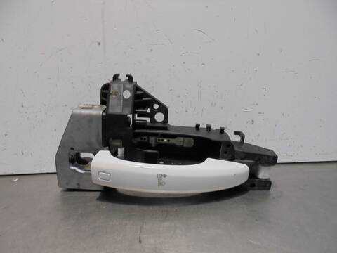 Maneta Exterior Delantera Izquierda Audi A4 BASICO AVANT 143CV 105KW