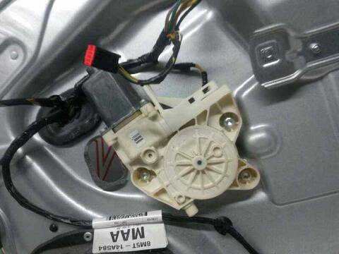 Foto 4ª: Elevalunas Eléctrico Delantero Derecho Ford Focus TREND 116CV 85KW [KKDA1G] (2008)