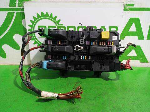 Caja Reles Fusibles Opel Zafira COSMO 120CV