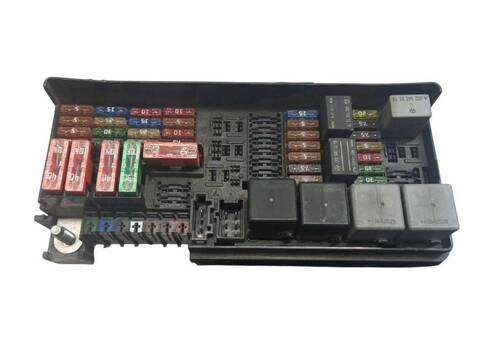 Caja Reles Fusibles Mercedes Clase R 280 R 300 CDI 4-MATIC 251.020)