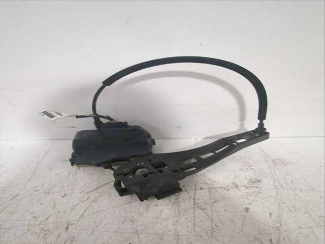 Foto 2ª: Cerradura Puerta Trasera Izquierda Citroen C3 1.4 I 73CV 54KW [KFV (TU3A),KFV (TU3JP)] (2004)