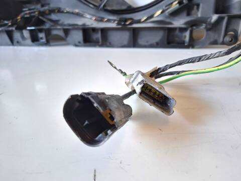 Foto 2ª: Electroventilador Peugeot Partner COMBI PRO 69CV (2002)