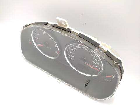 Foto 2ª: Cuadro de Instrumentos Mazda 6 2.0 DI GY19) 136CV 100KW [RF] (2004)