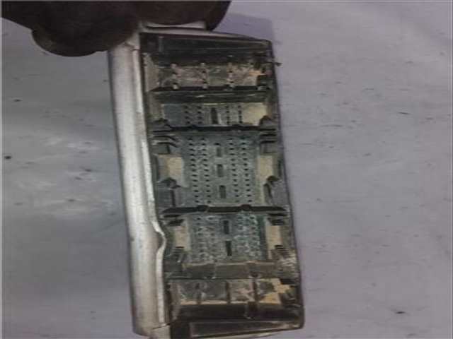 Foto 3ª: Centralita Motor ECU Bmw Serie 3 315 2.0 320D [2 0 LTR. - 110 KW 16V DIESEL CAT] BERLINA 150CV