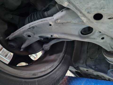 Brazo Suspension Delantero Derecho Mazda CX7 ACTIVE ER)