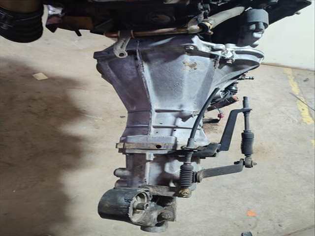 Foto 3ª: Caja Cambios Nissan Serena VERSION INDEFINIDA (1993)