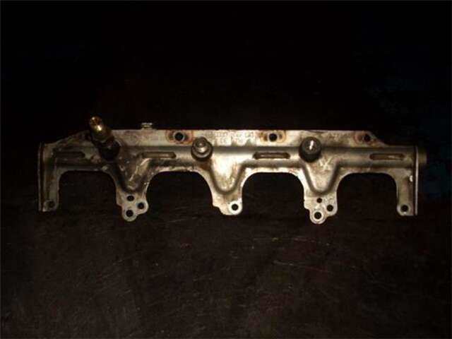 Foto 3ª: Rampa Inyectora Audi A4 2.0 16V TFSI CAT ( 220CV) [BWE]