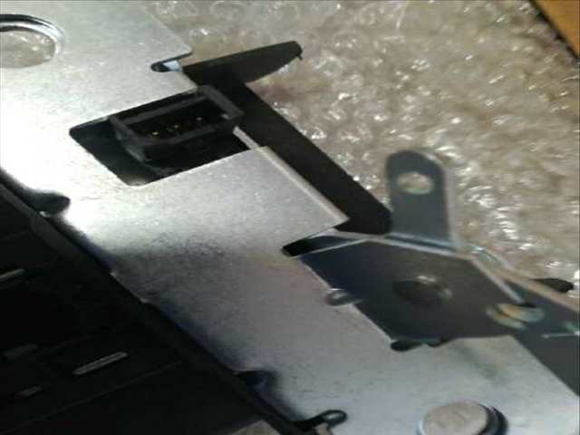 Foto 3ª: Cerradura Maletero Portón Volkswagen Transporter D 85CV 63KW T5 FURGONETA