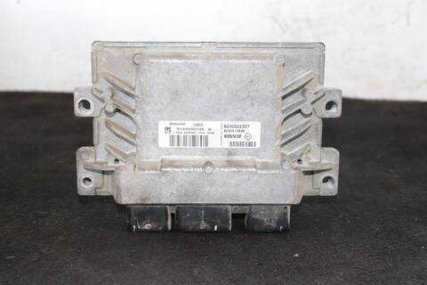 Centralita Motor ECU Renault Clio AUTHENTIQUE 68CV 50KW