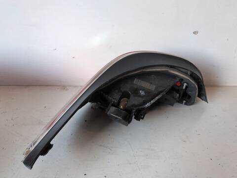 Foto 3ª: Piloto Trasero Derecho Bmw Serie 5 518 204D4 BERLINA (2007)