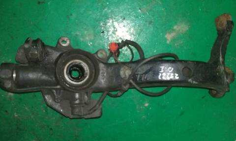 Foto 3ª: Mangueta Delantera Izquierda Audi A6 2.5 V6 24V TDI BERLINA 150CV 110KW [AKN] (1997)