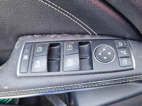 Botonera Elevalunas Mercedes Clase A 140 A 180 CDI BLUEEFFICIENCY 176.000) 109CV 80KW