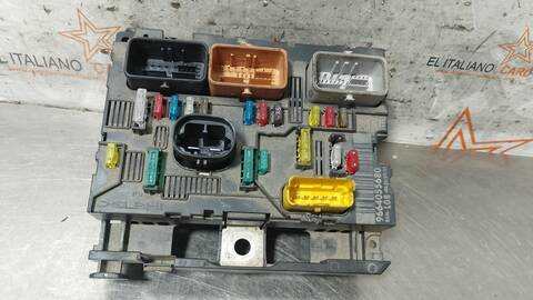 Caja Reles Fusibles Citroen C4 EXCLUSIVE PICASSO 136CV 100KW