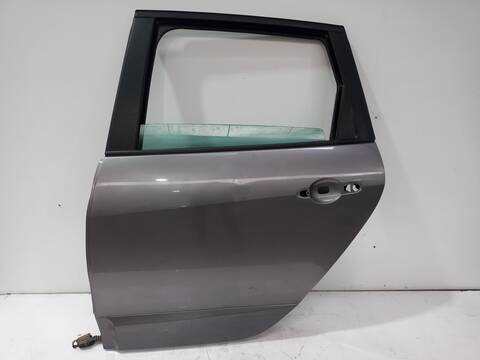 Puerta Trasera Izquierda Renault Scenic BOSE EDITION 110CV 81KW