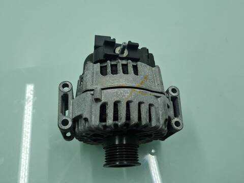 Foto 4ª: Alternador Mercedes Clase C 160 C 250 T CDI 4MATIC BLUETEC 205.209) 204CV 150KW FAMILIAR [651921] (2014)