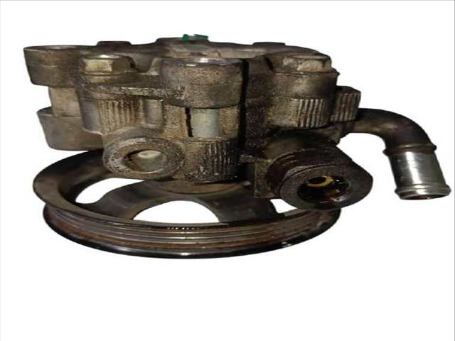 Bomba de Direccion Toyota Avensis 2.0 D-4D CDT250_ CDT250R)
