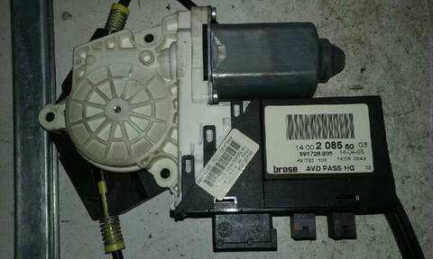 Foto 2ª: Elevalunas Eléctrico Delantero Derecho Citroen C8 2.2 HDI FAP CAT 4HW) 128CV 94KW [4HWDW12TED4] (2005)