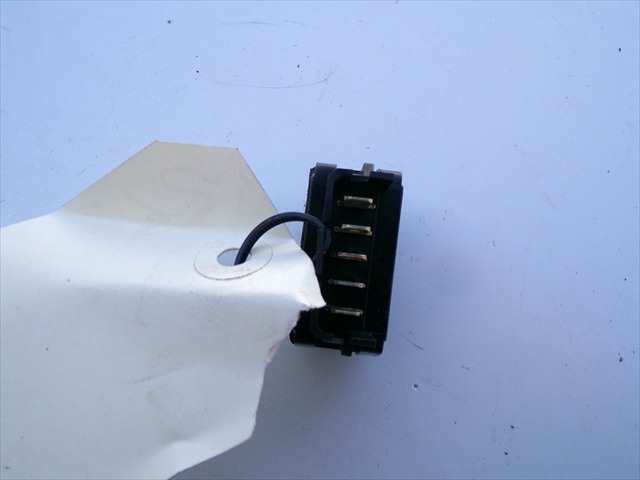 Foto 2ª: Botonera Elevalunas Citroen Xsara 1.6 HDI 1999-2010 [9HZ] (2007)