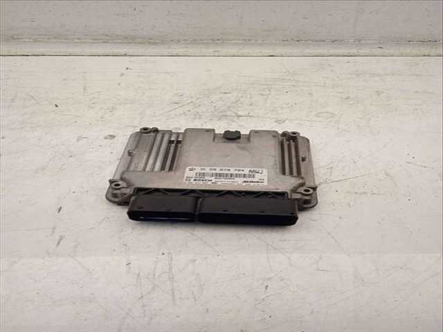 Centralita Motor ECU Opel Astra 1.3 16V CDTI 95CV 70KW