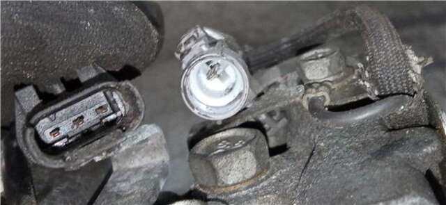 Foto 3ª: Compresor Aire Acondicionado Bmw Serie 1 114 2.0 118D [2.0 LTR. - 105 KW TURBODIESEL CAT] [N47 D20 C]
