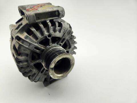 Foto 4ª: Alternador Mercedes Clase ML 350 3.0 D 258CV 190KW AUT. W166) BLUETEC 166.004) OM642 [OM642826] (2012)