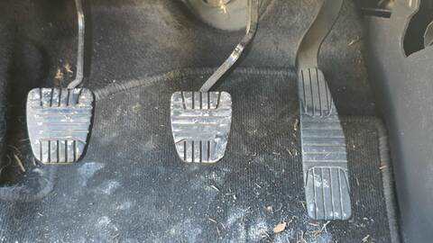 Foto 2ª: Pedal Freno Chevrolet Captiva 2.4 LS 136CV 100KW (2012)