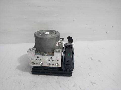 Foto 2ª: Abs Renault Trafic L1H1 2 7T 95CV [R9M413] (2014)