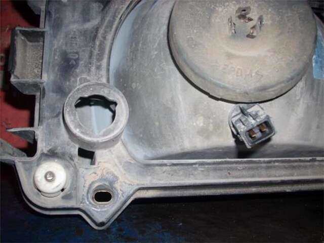 Foto 3ª: Faro Izquierdo Volkswagen Transporter 1.9 TD [ABL]
