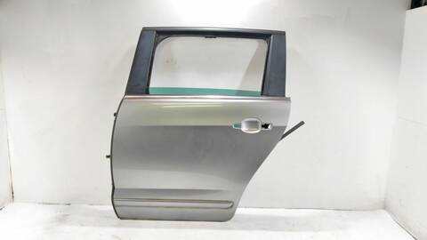 Foto 2ª: Puerta Trasera Izquierda Peugeot 5008 STYLE 1 E 114CV [9H05] (2009)