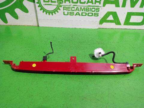 Foto 2ª: Piloto Trasero Central Volkswagen T-Roc BASIS 110CV [DLAA] (2021)