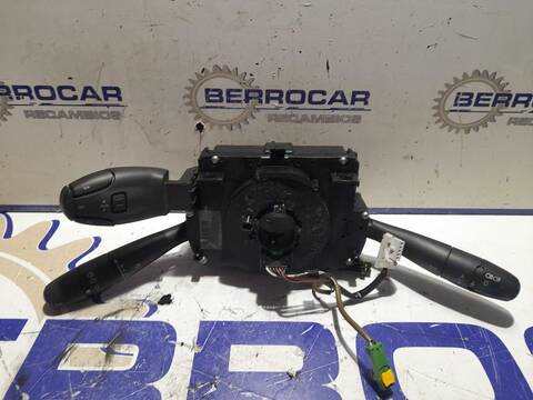 Mando Multifuncion Peugeot 207 1.4 16V VTI CAT 8FS - EP3) 95CV