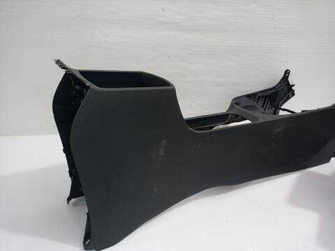 Consola Central Hyundai i30 ESSENCE 119CV 88KW