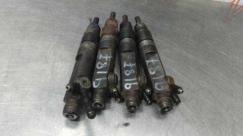 Foto 3ª: Inyectores Audi A6 2.5 TDI BERLINA 116CV 85KW [AEL] (1995)