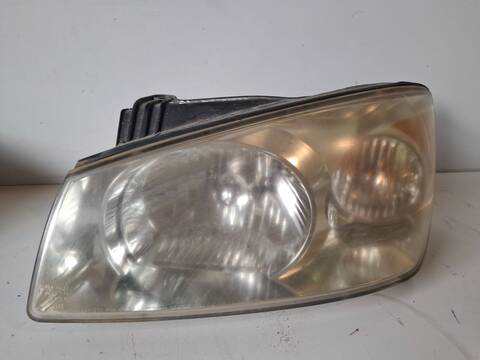 Foto 2ª: Faro Izquierdo Kia Cerato 1.5 LX CRDI BERLINA 4-PTAS.) 102CV (2005)