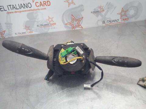 Foto 1ª: Mando Multifuncion Fiat Punto 1.2 8V BERLINA 60CV 44KW [188A4000] (2000)